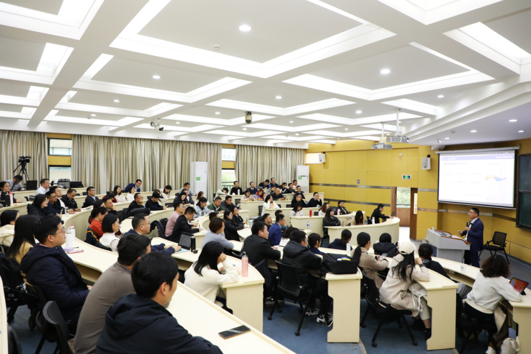 1701161897739257E0CC.png 640 (1).png