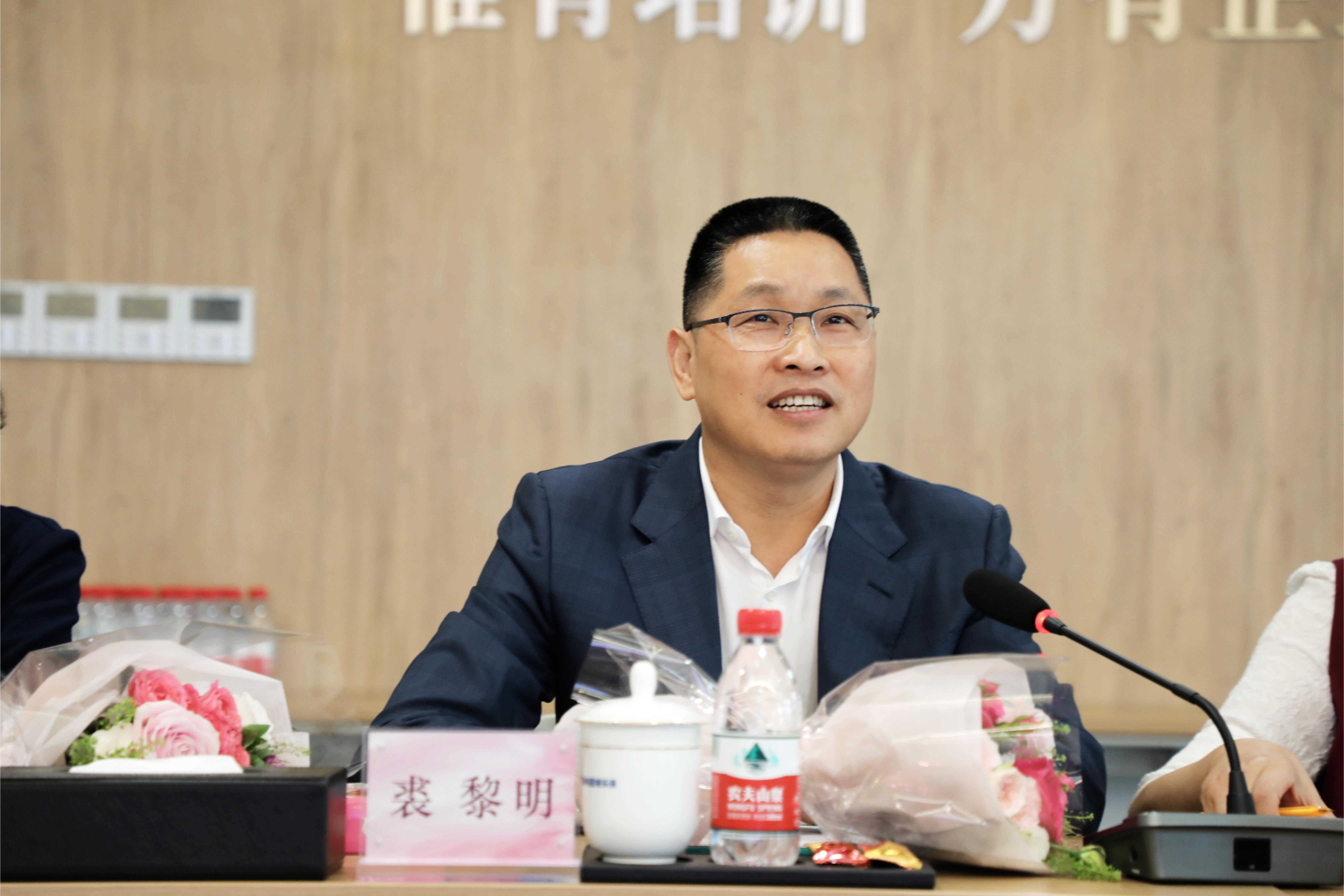 1732082060403909wHmC.jpg 219A9594.JPG